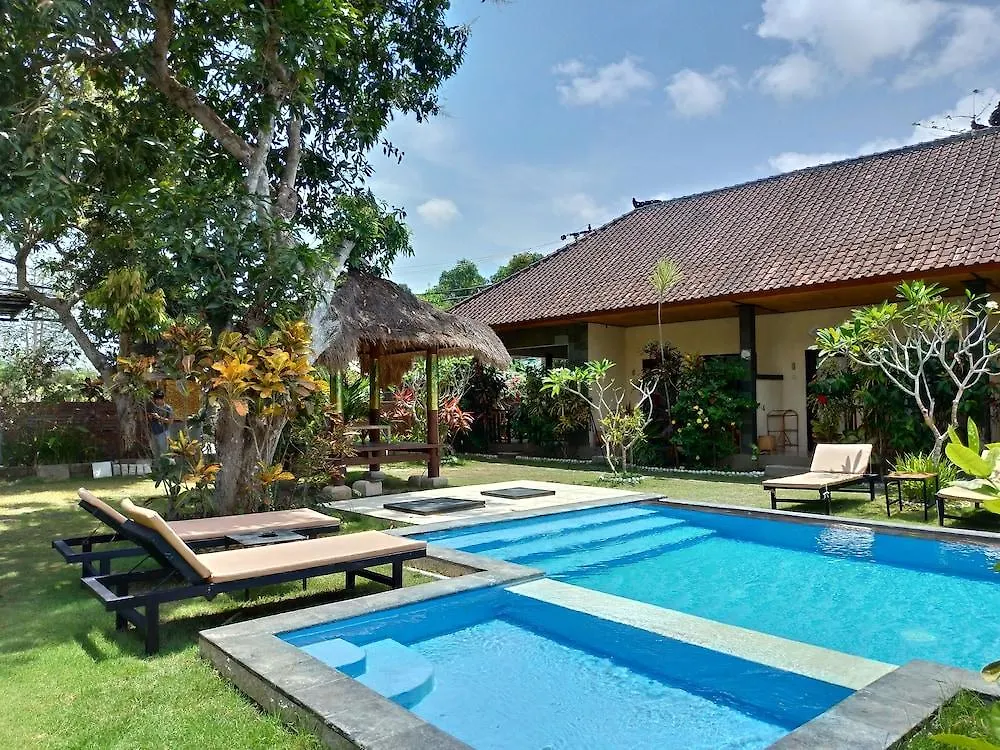 Balangan Cottage Kuta Lombok 3*,